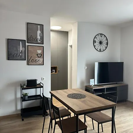 Apartman N